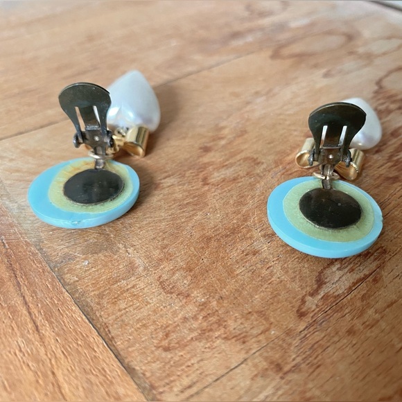 Redesigned blue opalescent clip on earrings with bow and faux pearl heart dangle - Picture 11 of 13